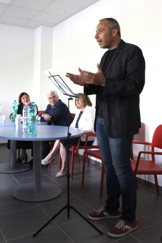 Diritto al lavoro